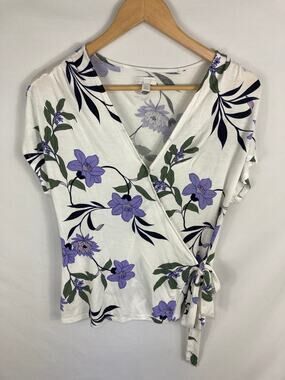 14th & Union White Purple Black Floral Wrap Tie Front Top Size Small